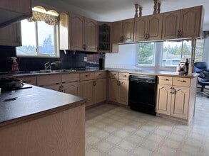 15297 92 St in Surrey, BC - Building Photo - Building Photo
