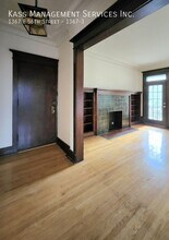 1367 E 56th St in Chicago, IL - Building Photo - Building Photo