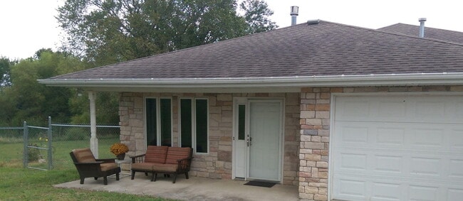 property at 9424 N Boatman Hill Rd