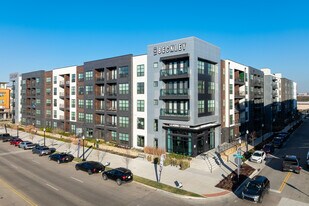 The Beckley on Trinity in Dallas, TX - Building Photo