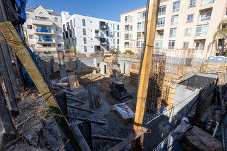 Fedora Flats in Los Angeles, CA - Building Photo - Building Photo