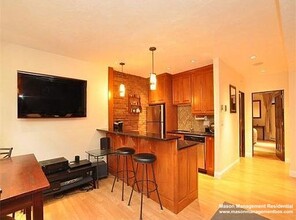 124 Chandler St, Unit #A in Boston, MA - Building Photo - Building Photo