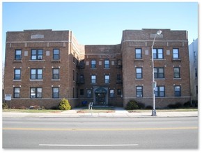 580 Washington Avenue in Belleville, NJ - Building Photo - Building Photo