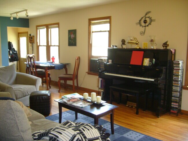 2824 Texas Ave S, Unit 2824 Texas Ave So in St. Louis Park, MN - Building Photo - Building Photo