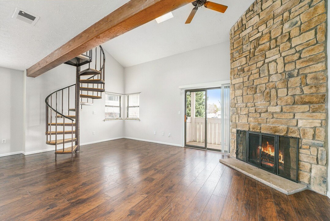4351 S Andes Way in Aurora, CO - Building Photo