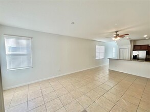 20325 Starfinder Way in Tampa, FL - Building Photo - Building Photo