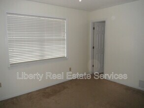 177 Sheila Dr in Hinesville, GA - Building Photo - Building Photo
