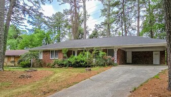1769 Timothy Dr SW in Atlanta, GA - Building Photo