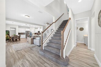 8809 Laureate Blvd in Orlando, FL - Building Photo - Building Photo