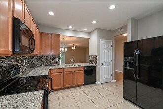 1210 SE 33rd Terrace in Cape Coral, FL - Building Photo - Building Photo