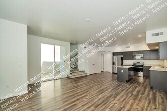 1840 S Math Quiz Dr in Tucson, AZ - Building Photo - Building Photo