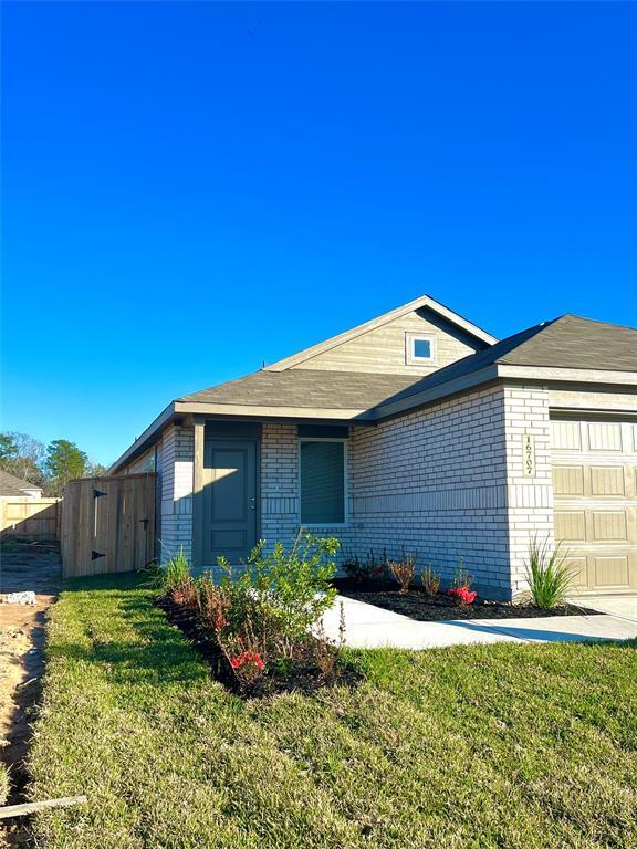 16707 Largetooth Aspen Ln Ln in New Caney, TX - Building Photo - Building Photo