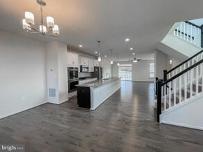 15501 Newtonmore Ln in Upper Marlboro, MD - Building Photo - Building Photo