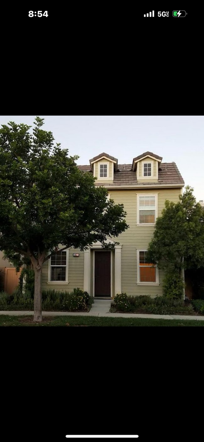 property at 1437 Georgia St