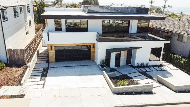 135 Terrace in Pismo Beach, CA - Building Photo - Building Photo