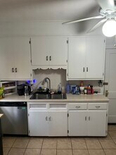 2042 Richland Ave, Unit 1 in Lakewood, OH - Building Photo - Building Photo