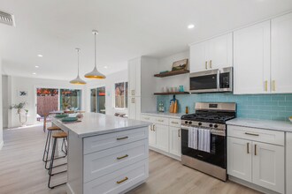 393 Palmac St in San Marcos, CA - Building Photo - Building Photo