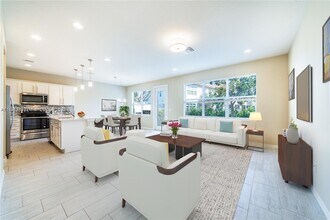925 Banyan Dr in Hollywood, FL - Building Photo - Building Photo