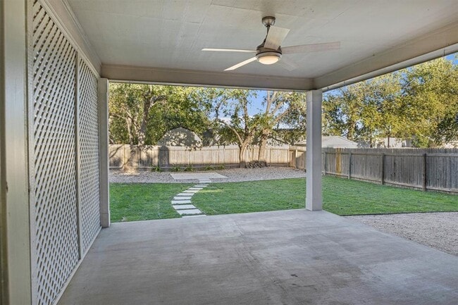 1434 Meadow Pkwy