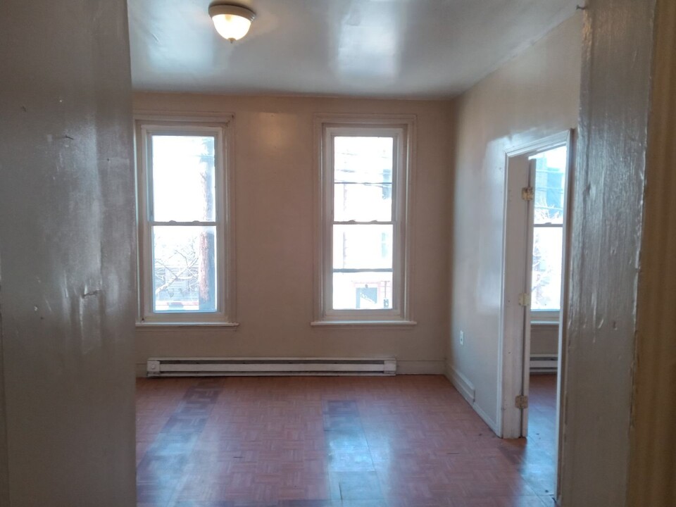 430 W Turner St in Allentown, PA - Foto de edificio