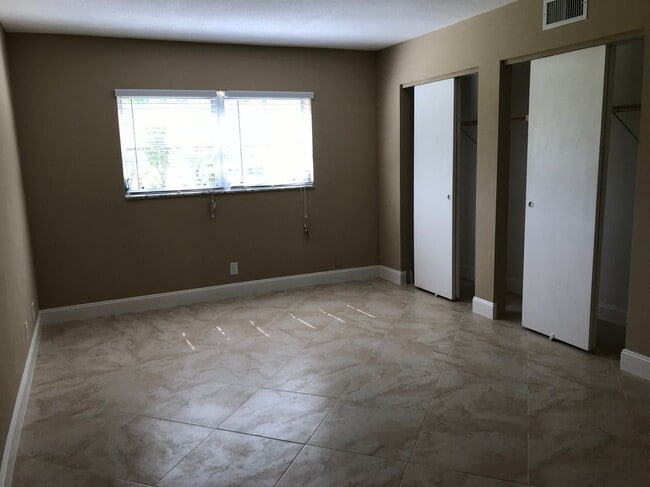 2300 NE 1st Ln in Boynton Beach, FL - Building Photo - Building Photo