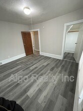 2923 N Girard Ave in Minneapolis, MN - Building Photo - Building Photo