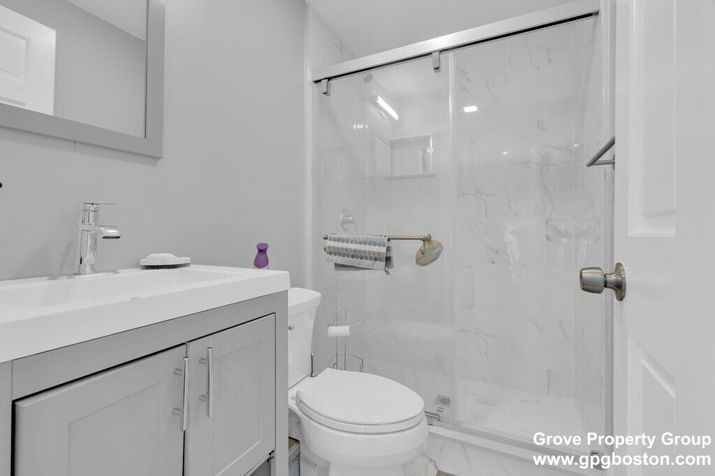 61 Harvest St, Unit 2 in Boston, MA - Building Photo