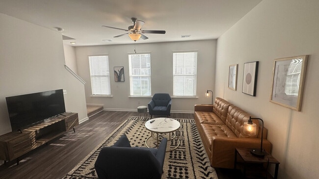 property at 145 Roxanne Dr