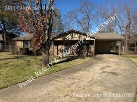 2411 Carywood Dr in Bryant, AR - Building Photo