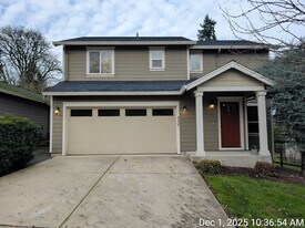 111 Ferry St in Dayton, OR - Building Photo