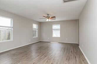 33322 Cottonwood Bend in Magnolia, TX - Building Photo - Building Photo