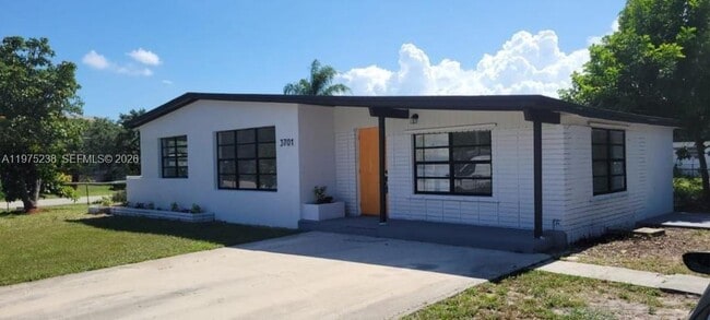 property at 3701 SW 40th St