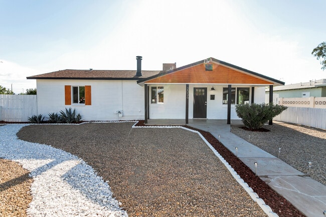 property at 2036 N 17th Pl