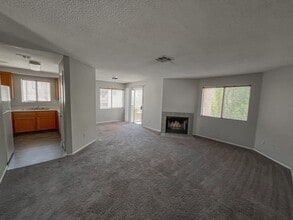 6869 Tamarus St in Las Vegas, NV - Building Photo - Building Photo