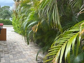 1257 SE Airoso Blvd in Port St. Lucie, FL - Building Photo - Building Photo