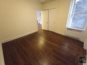 WEST 86 STREET in New York, NY - Building Photo - Building Photo