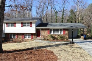 4805 Oak Park Rd in Raleigh, NC - Building Photo