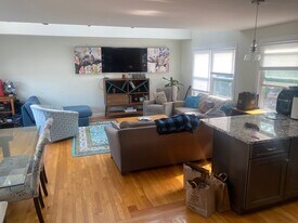 72 6th St, Unit 2 in Cambridge, MA - Building Photo