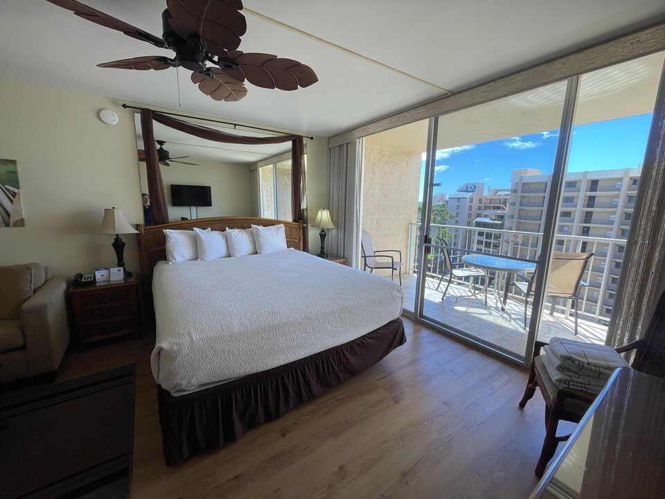 4365 Lower Honoapiilani Rd in Lahaina, HI - Building Photo