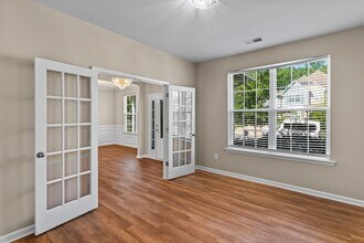 128 Yellowbell Rd in Mooresville, NC - Foto de edificio - Building Photo