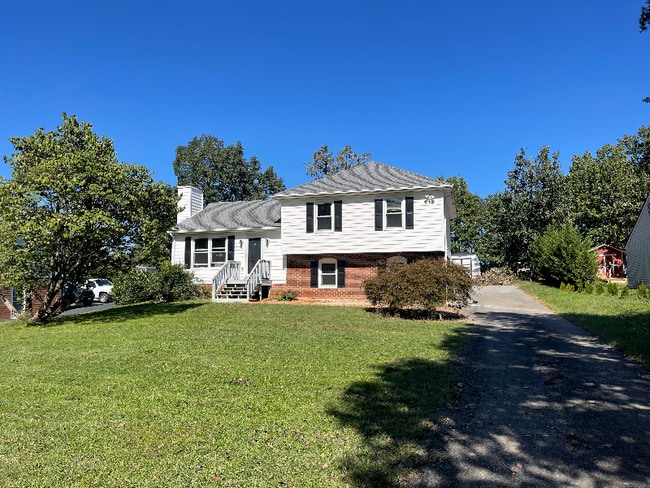 property at 2271 Sunburst Rd