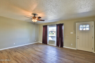 8419 E Sheridan St in Scottsdale, AZ - Building Photo - Building Photo
