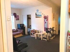 112 Berkshire St, Unit 3 in Cambridge, MA - Building Photo - Building Photo