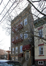 589 66th St in West New York, NJ - Building Photo - Building Photo