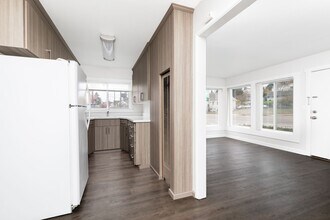 5058 Martin Luther King Jr Way S in Seattle, WA - Building Photo - Building Photo