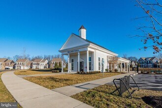 524 Shaw St in Mechanicsburg, PA - Building Photo - Building Photo