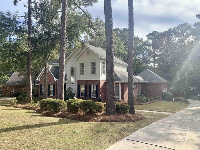 30587 Middle Creek Cir in Spanish Fort, AL - Foto de edificio - Building Photo