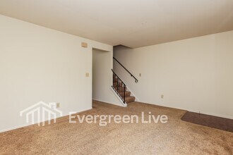 7989 Mt Hood in Dayton, OH - Building Photo - Building Photo