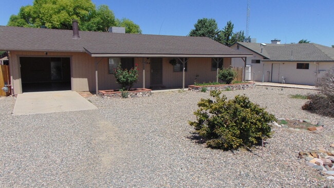 property at 4720 N Spring Dr