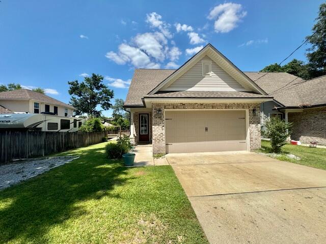 401 King St in Niceville, FL - Building Photo